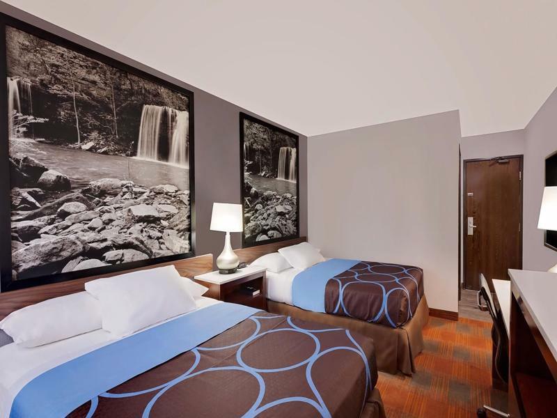 Super 8 By Wyndham Fayetteville Eksteriør bilde
